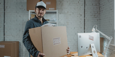 Dropshipping vai verkkokauppa: yksityiskohtainen vertailu