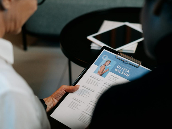 thumbnail of Tehokkain tapa kirjoittaa CV – Suosittujen CV-pohjien testaus